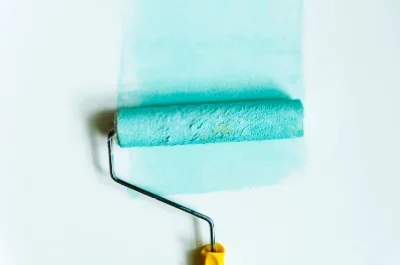 Peinture intérieure à Crèvecœur-en-Brie — murs, plafonds et boiseries